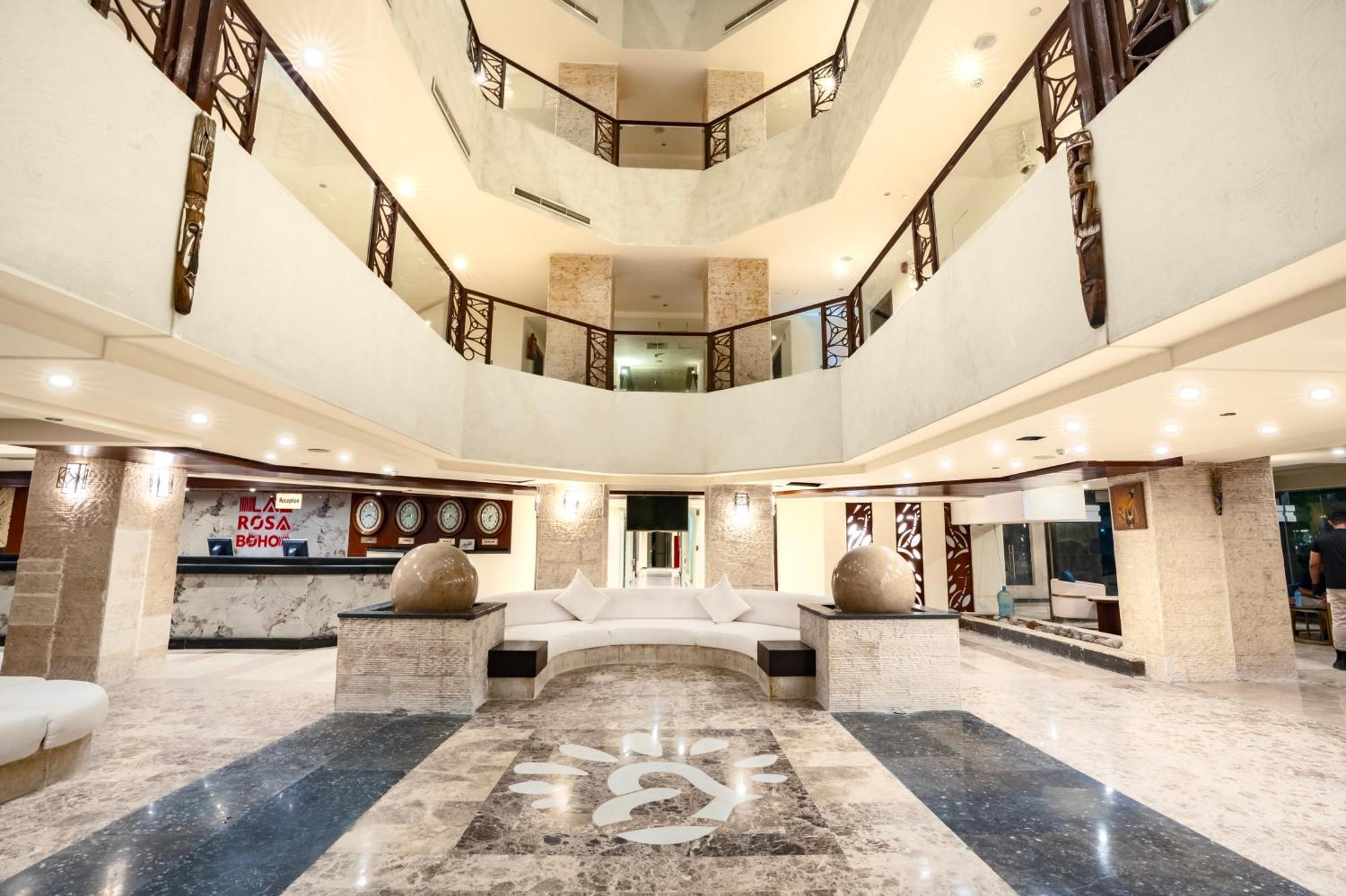 Szálloda La Rosa Boho Aqua Park 3*