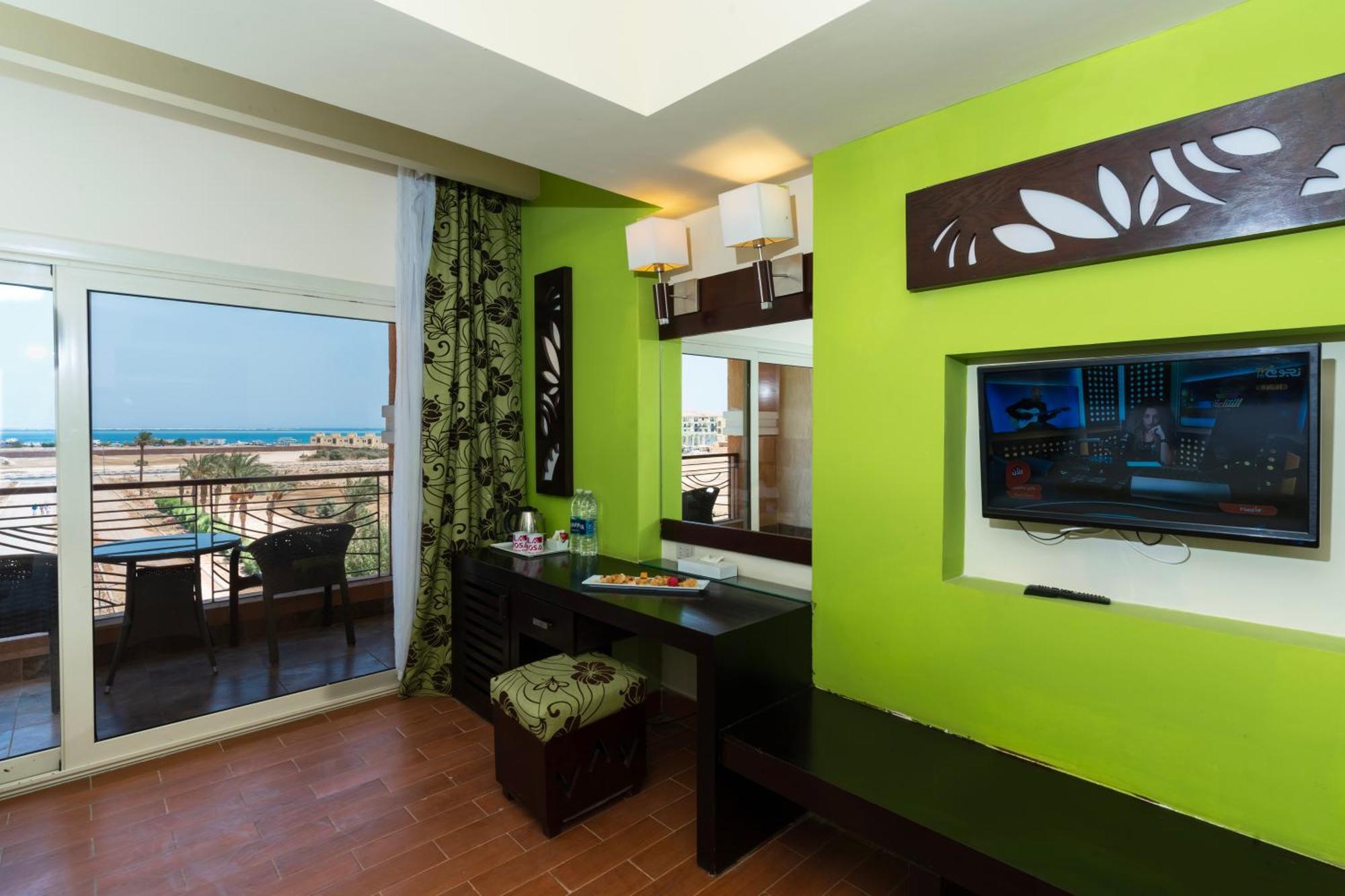 La Rosa Boho Aqua Park 3* Gurdaka